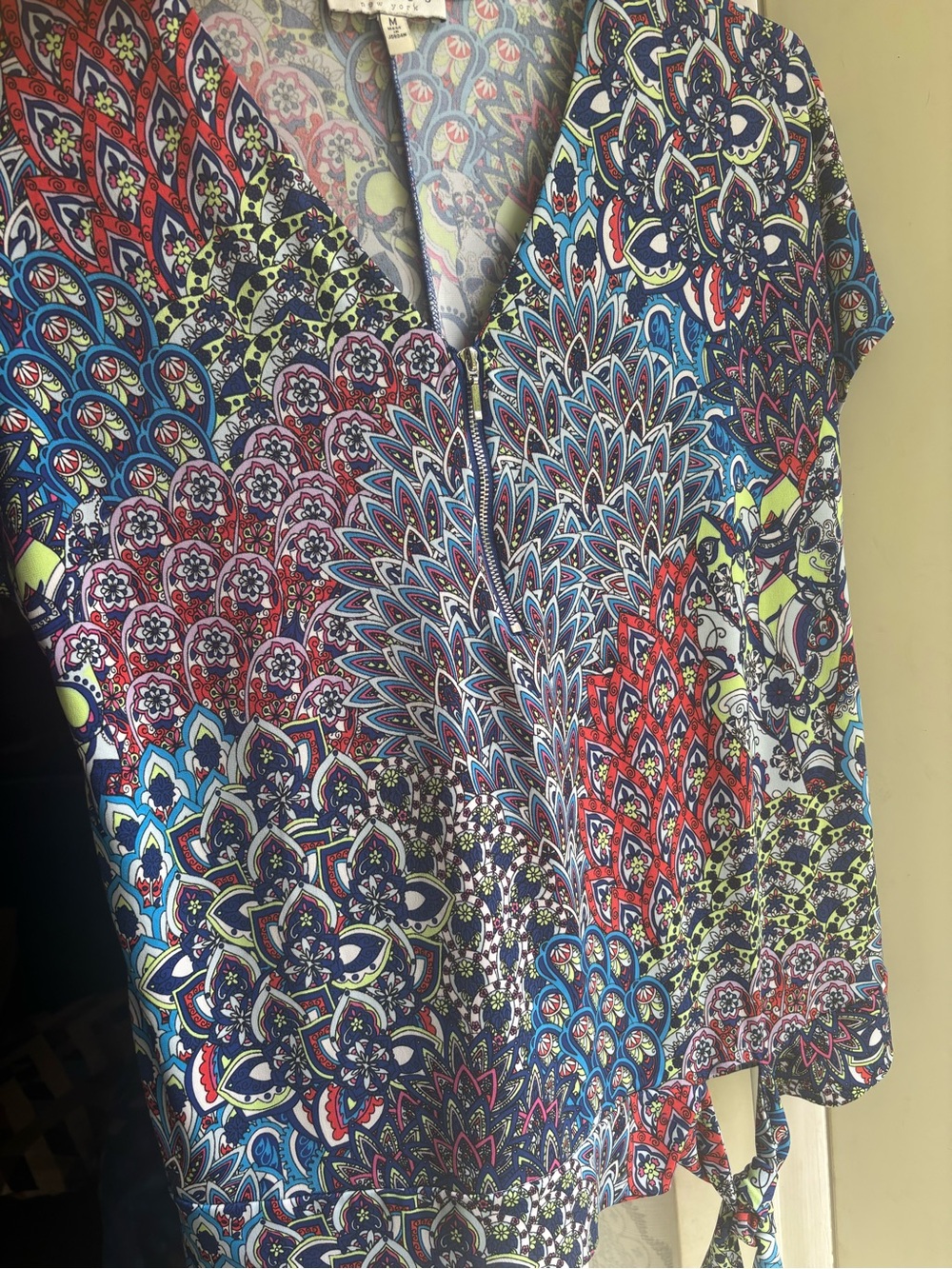 Chaus Multicolor V-Neck Printed Tunic Top